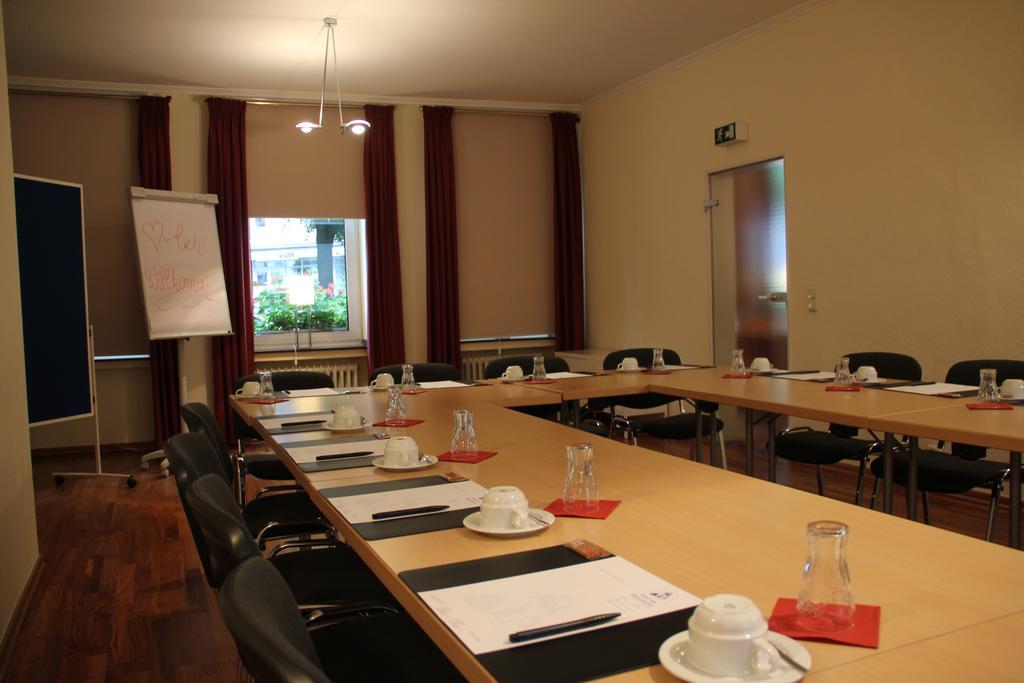 Hotel Am Marschiertor Aachen Bagian luar foto