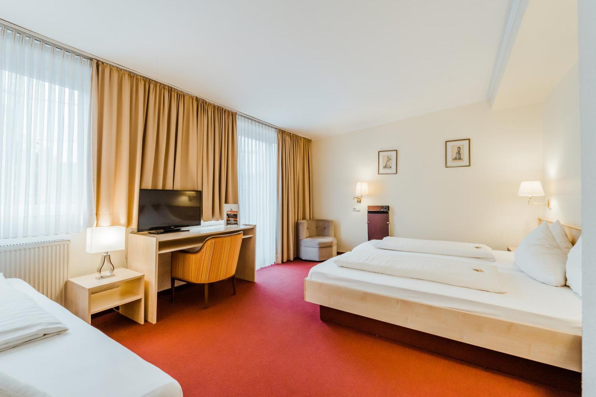 Hotel Am Marschiertor Aachen Bagian luar foto